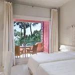 Village - Il Castello Semesteranläggning (resort) Santa Margherita di Pula