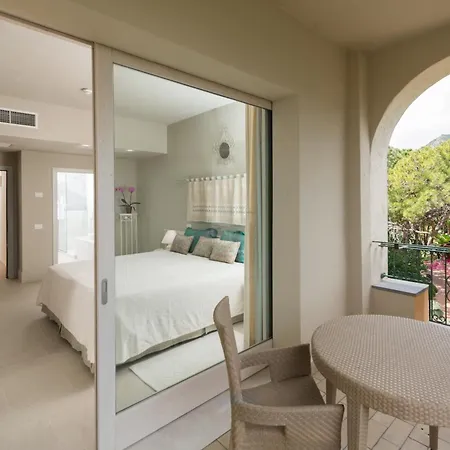 Village - Il Castello Resort 5*