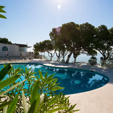 Village - Il Castello 5* Santa Margherita di Pula