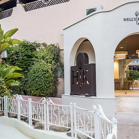 Resort Village - Il Castello 5*