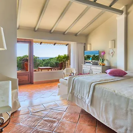 Village - Il Castello 5* Santa Margherita di Pula