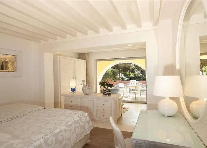 Village - Il Castello Resort 5*