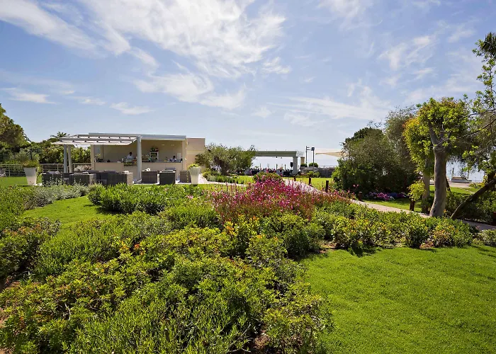 Village - Il Castello 5* Santa Margherita di Pula