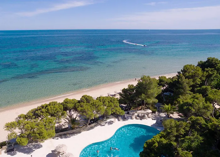 Village - Il Castello Resort 5*