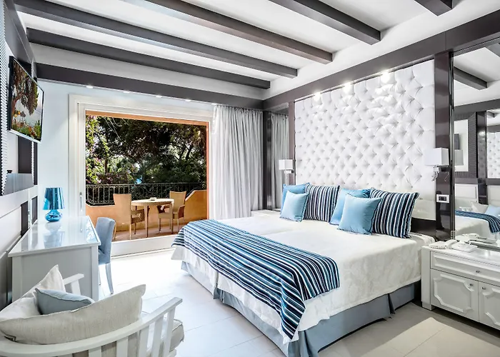 Resort Village - Il Castello 5*